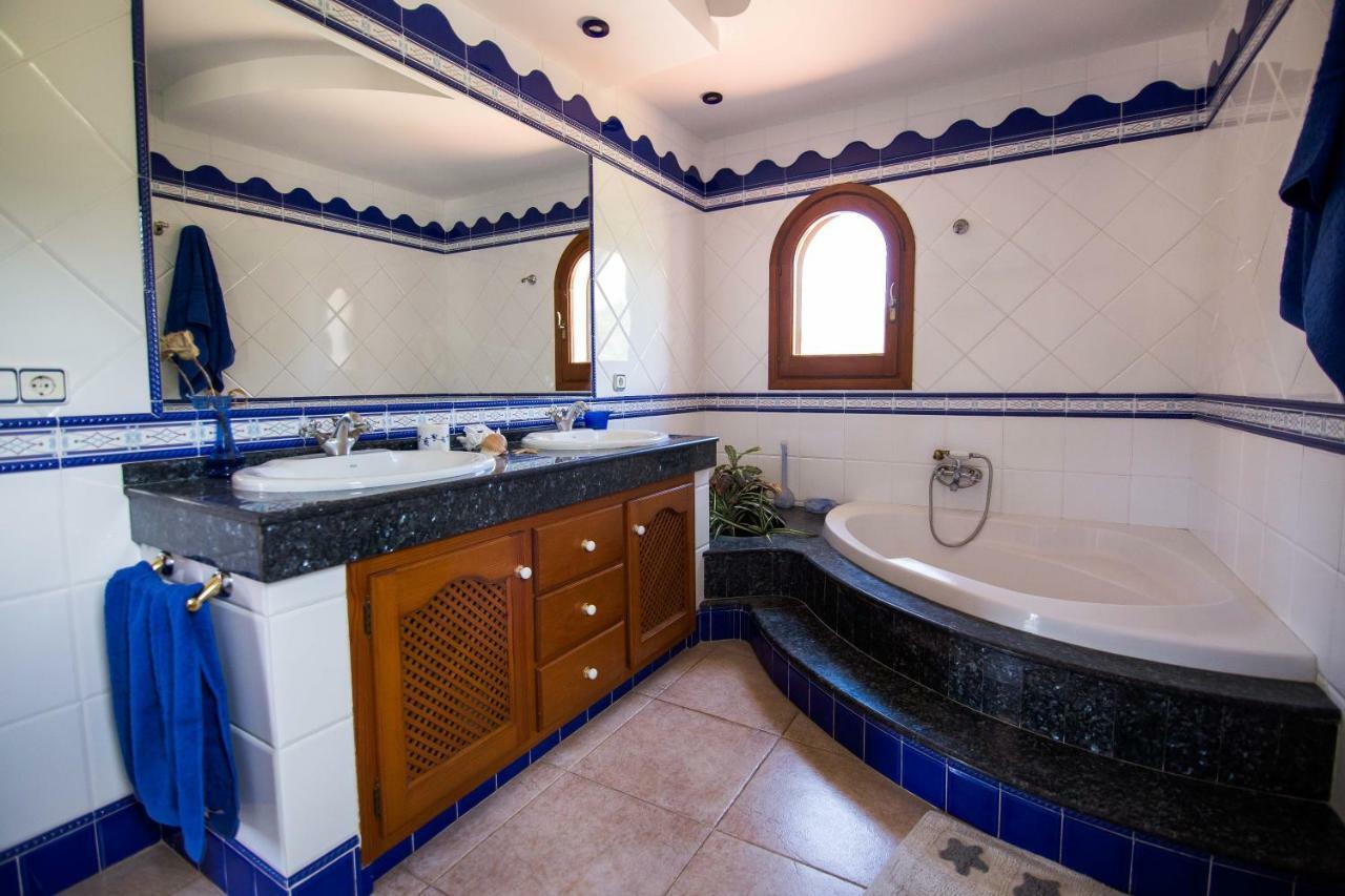 Villa Ca Na Vinya Cala Tarida  Dış mekan fotoğraf